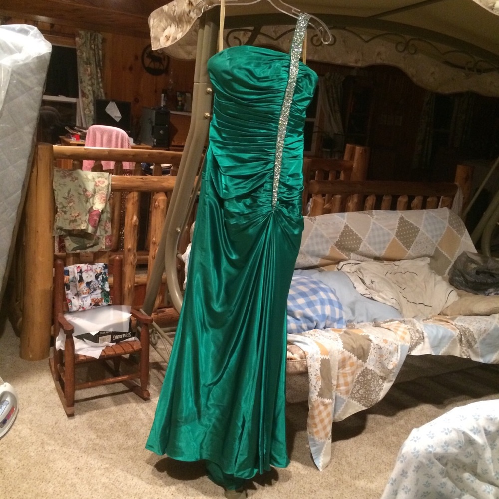 Emerald Green Joli Prom Dress